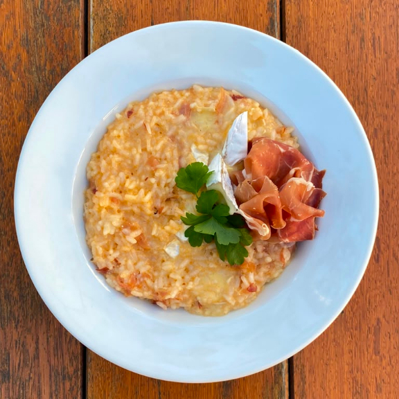 Risoto de parma com queijo brie