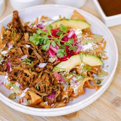 Chilaquiles con Birria