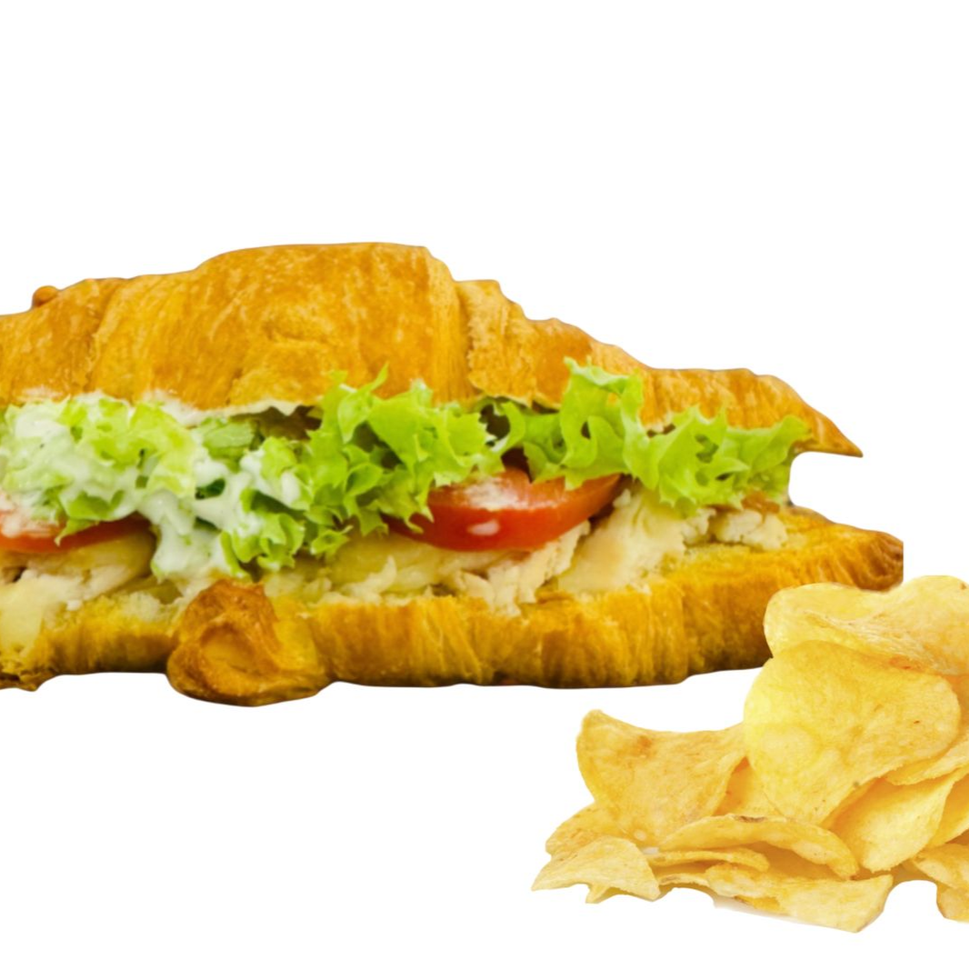 Croissant Chicken Bacon Ranch con Papas