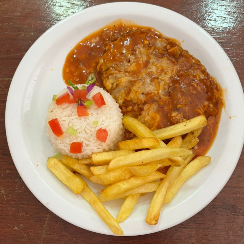 ARROZ - BATATA FRITA - PARMEGIANA STEAK