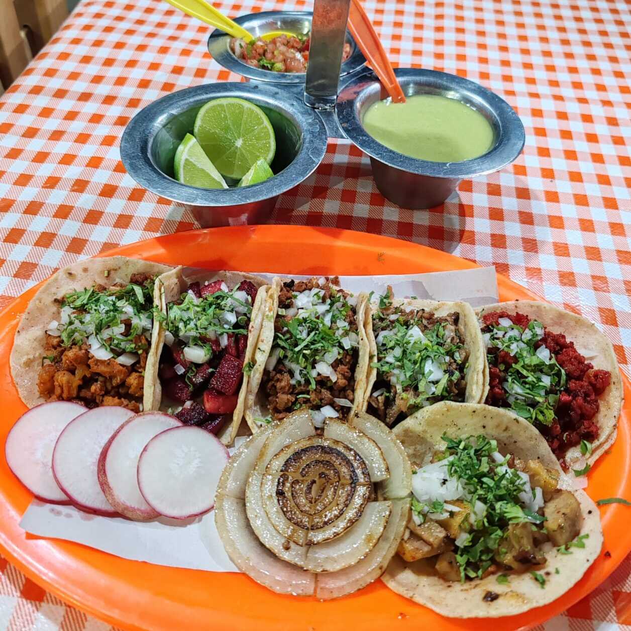 Tacos de Ubre