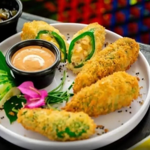 Chiles jalapeños rellenos