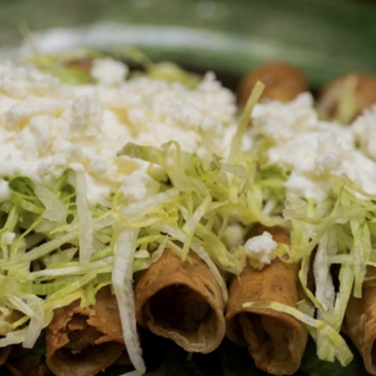 Tacos dorados