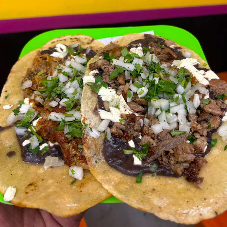Orden de Huaraches de Chicharron Prensado(2pz)