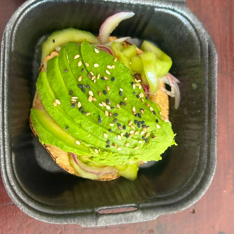TOSTADA DE AGUACHILE VERDE