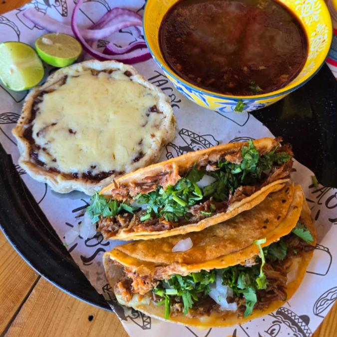 Combo 2 Quesabirrias Mas GorDita Con Queso