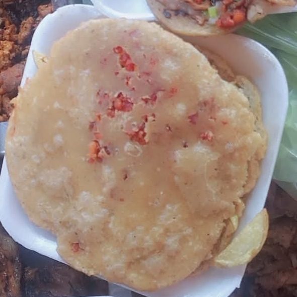 Gordita Grande de arrachera con Papas Fritas