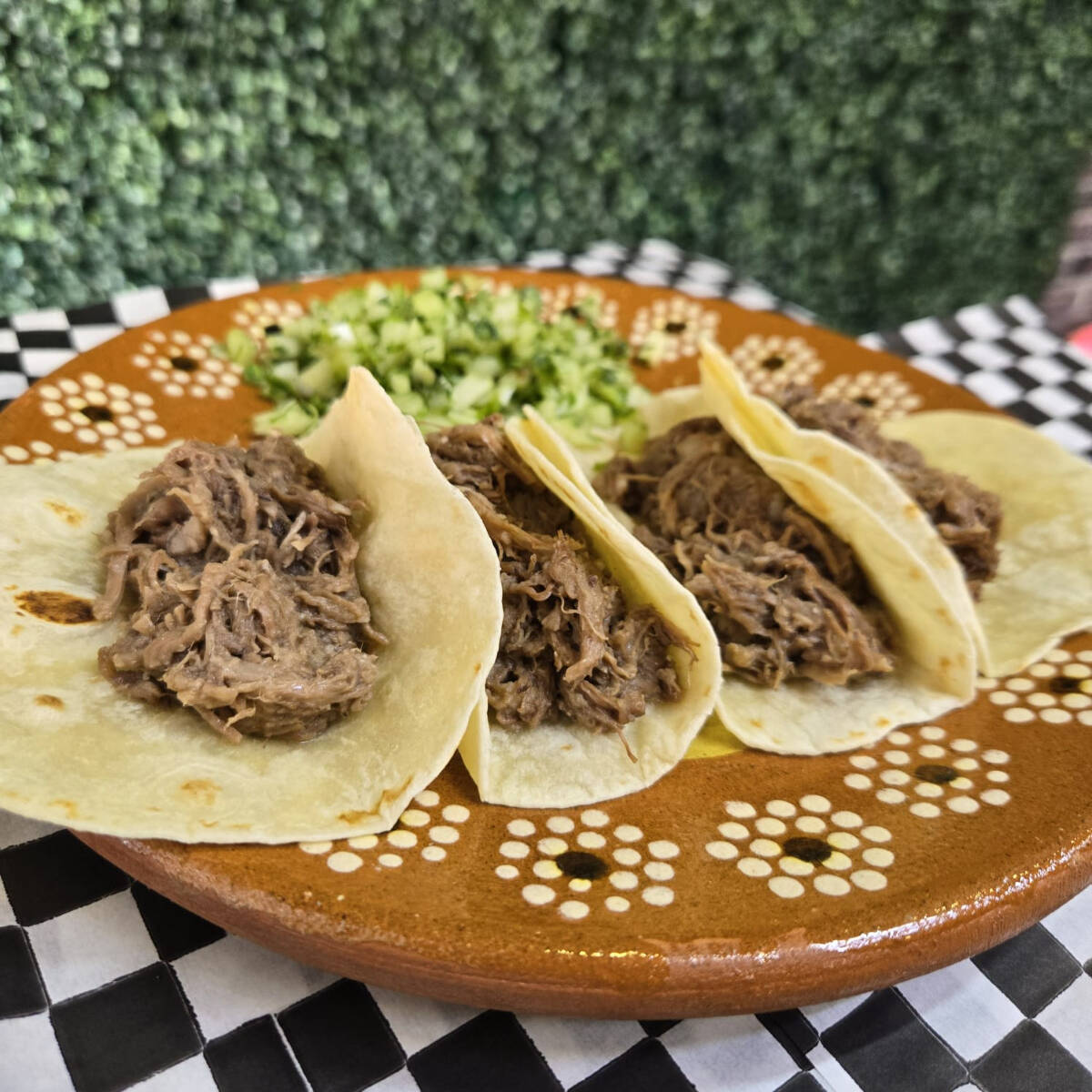 Tacos de Barbacoa Mixta en Harina