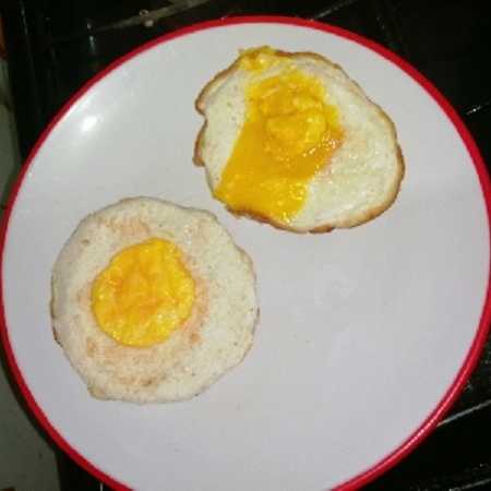 Huevos Estrellados y Guarnición