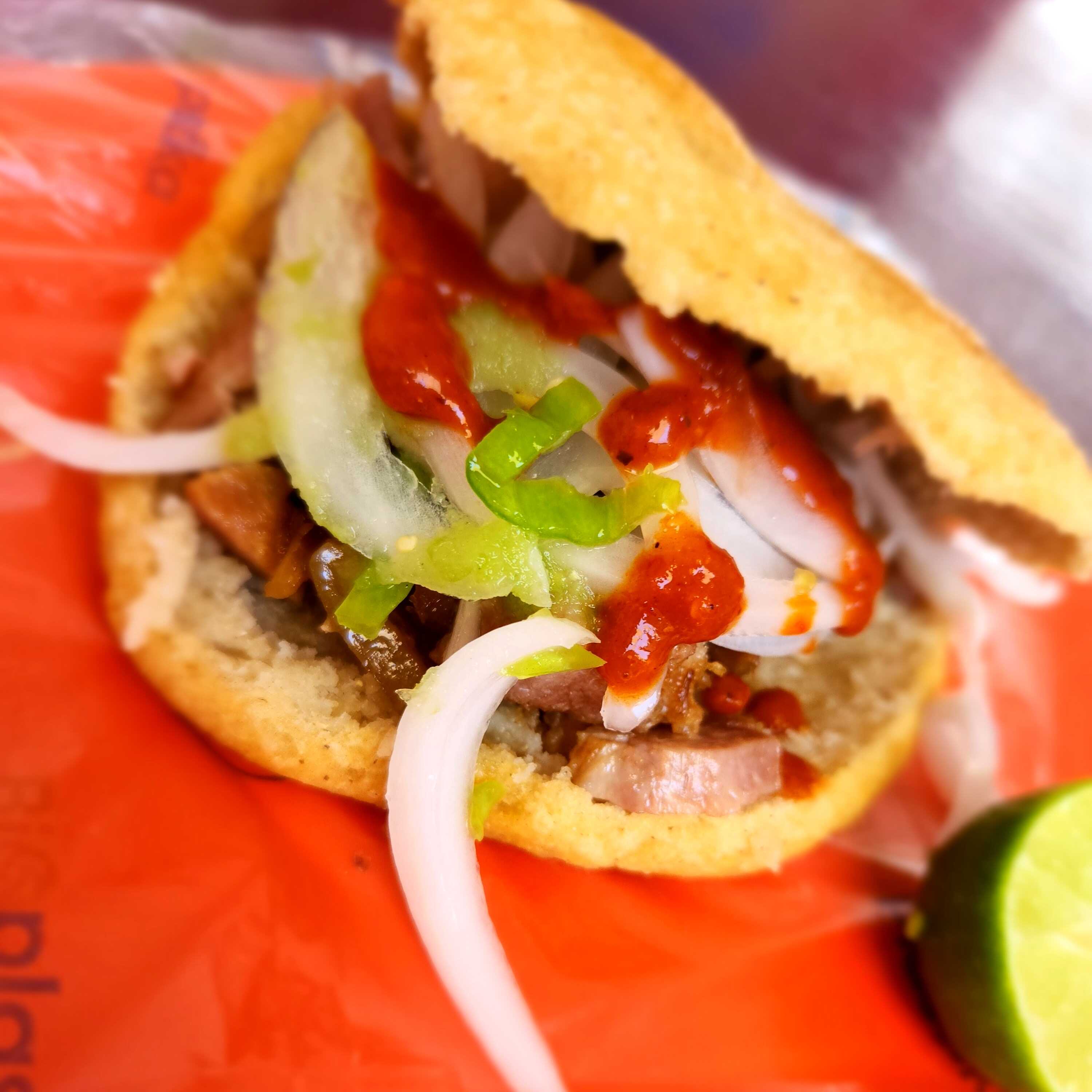 Gordita de Carnitas