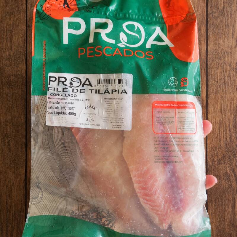 Peixe congelado filé sem pele - Tilápia - Produto congelado em porções de 400g.