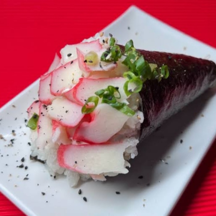 Kani, Creme Cheese, Cebolinho e Arroz Japonês