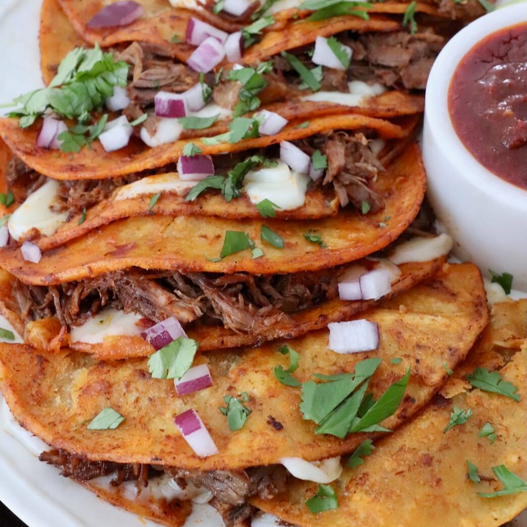 10 tacos de birria