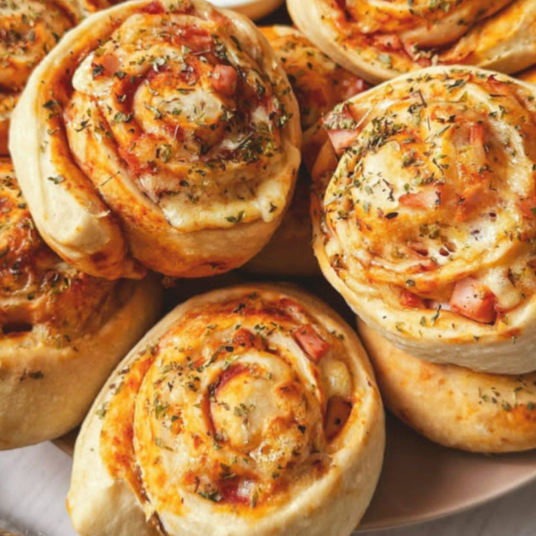 Neapolitan Cheese Rolls (6 Rolls)