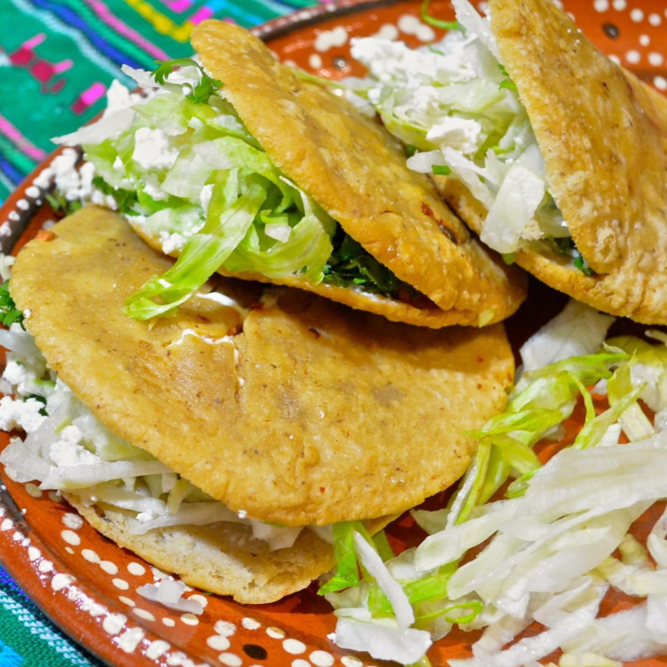 3 GORDITAS + 3 SOPES