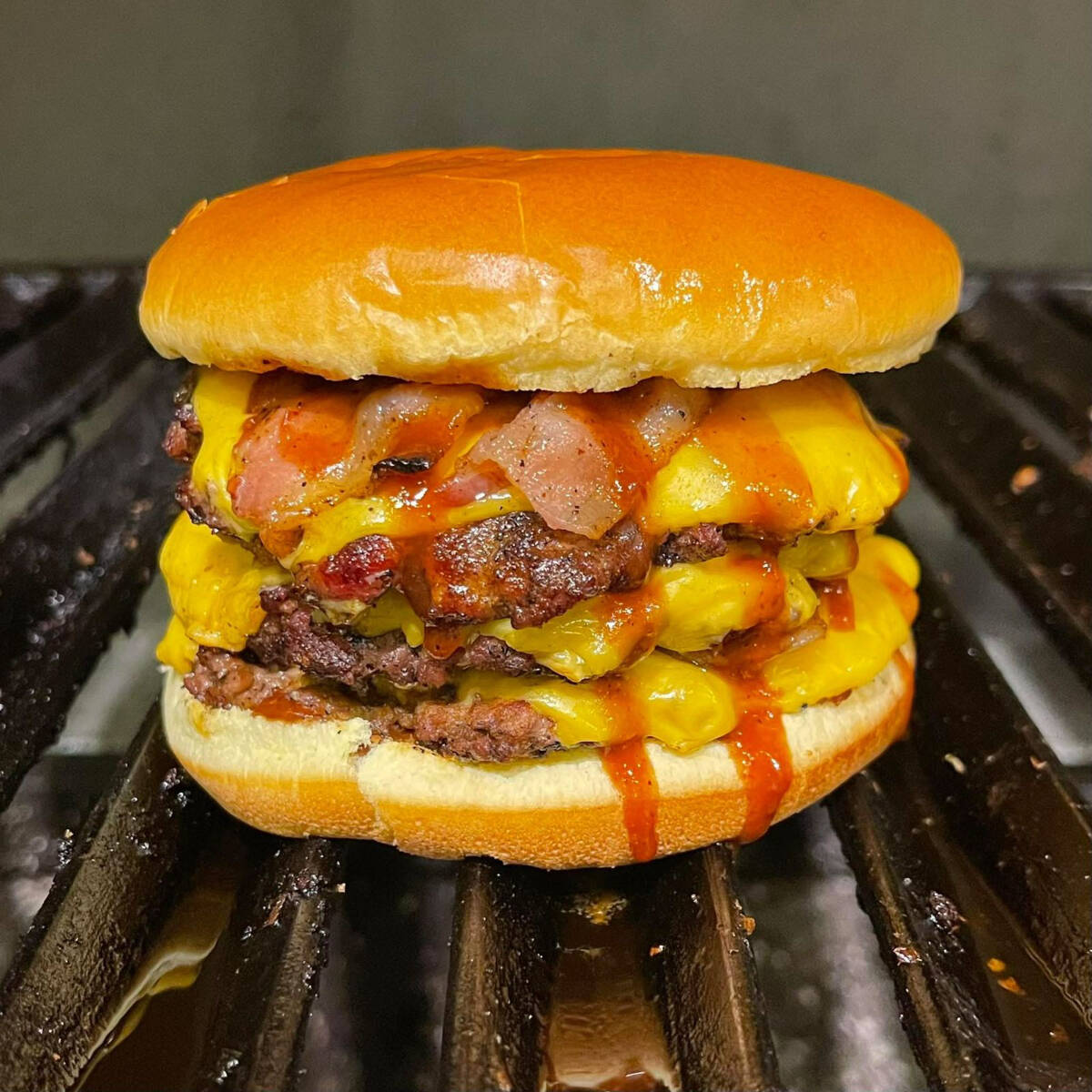 BURGUER DOBLE QUESO CON PAPAS