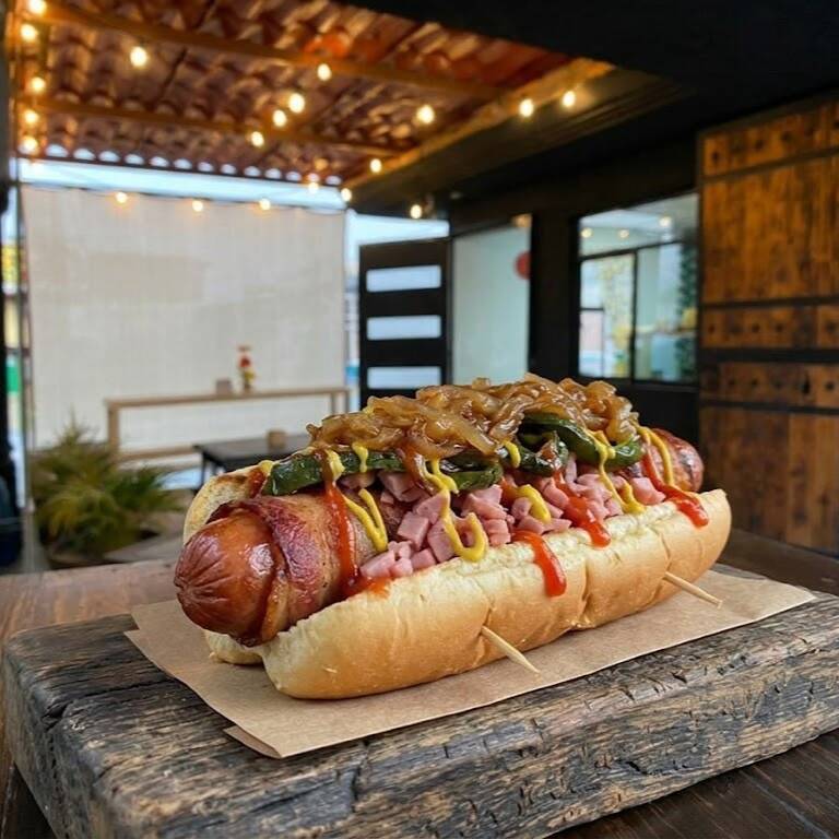 Hot Dog Clasico o Hawaiano
