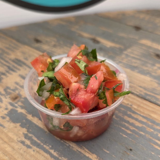 Pico de Gallo/Bandera