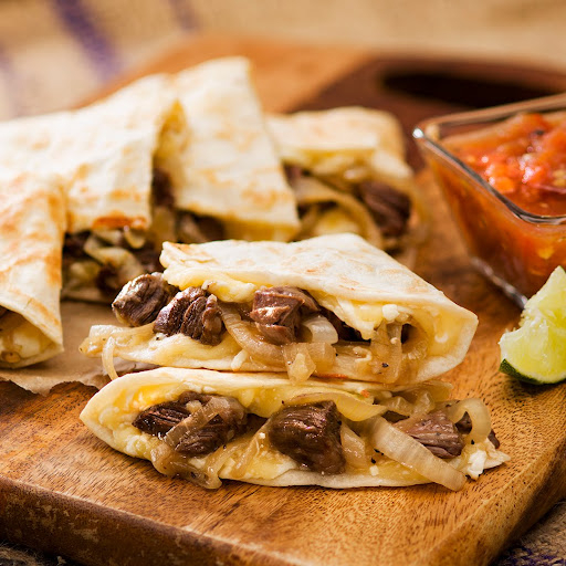 QUESADILLA DE ARRACHERA SENCILLA