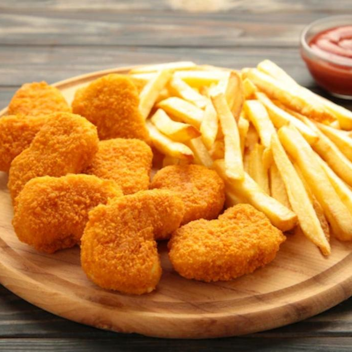 Nuggets, Papas y Soda
