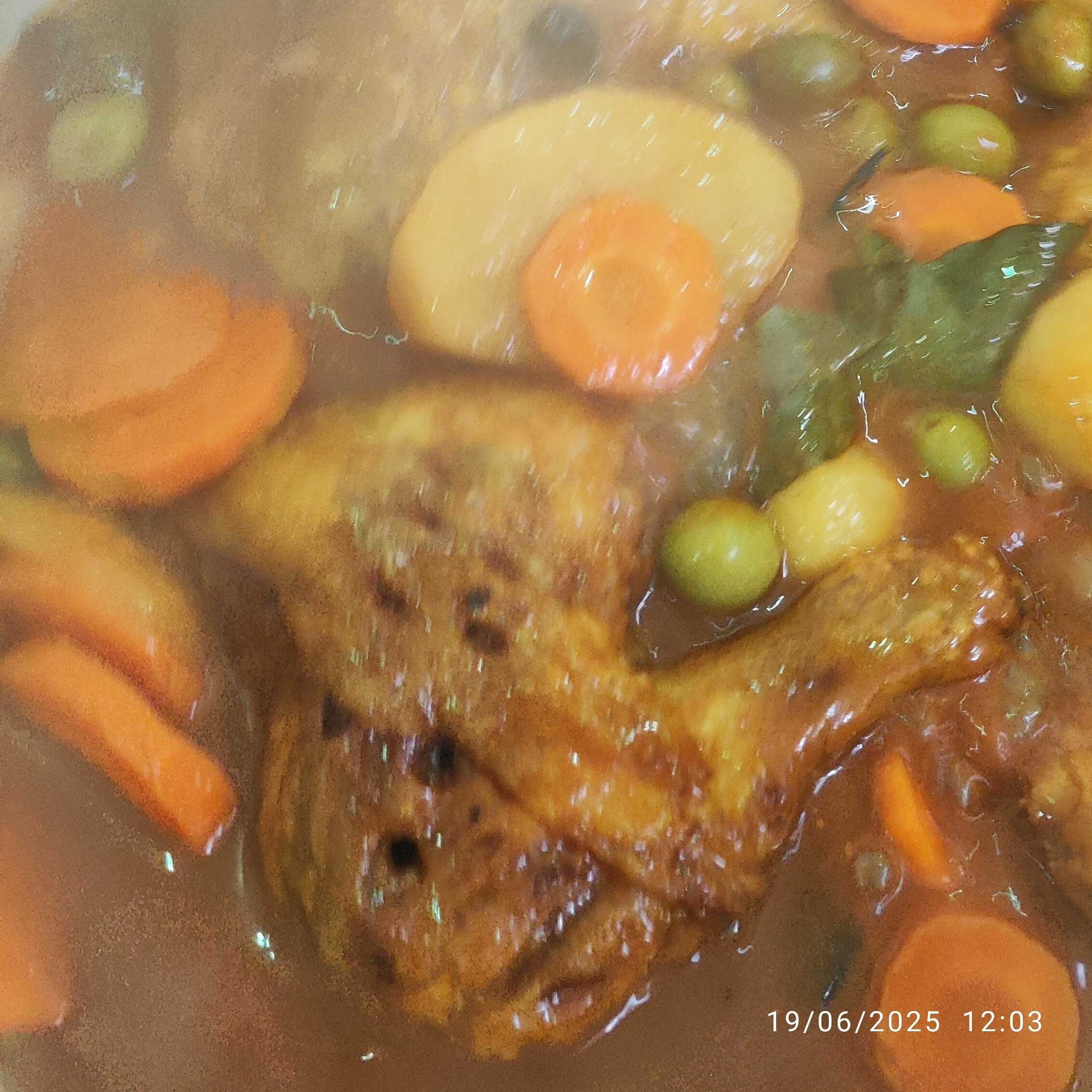 Pollo Estofado