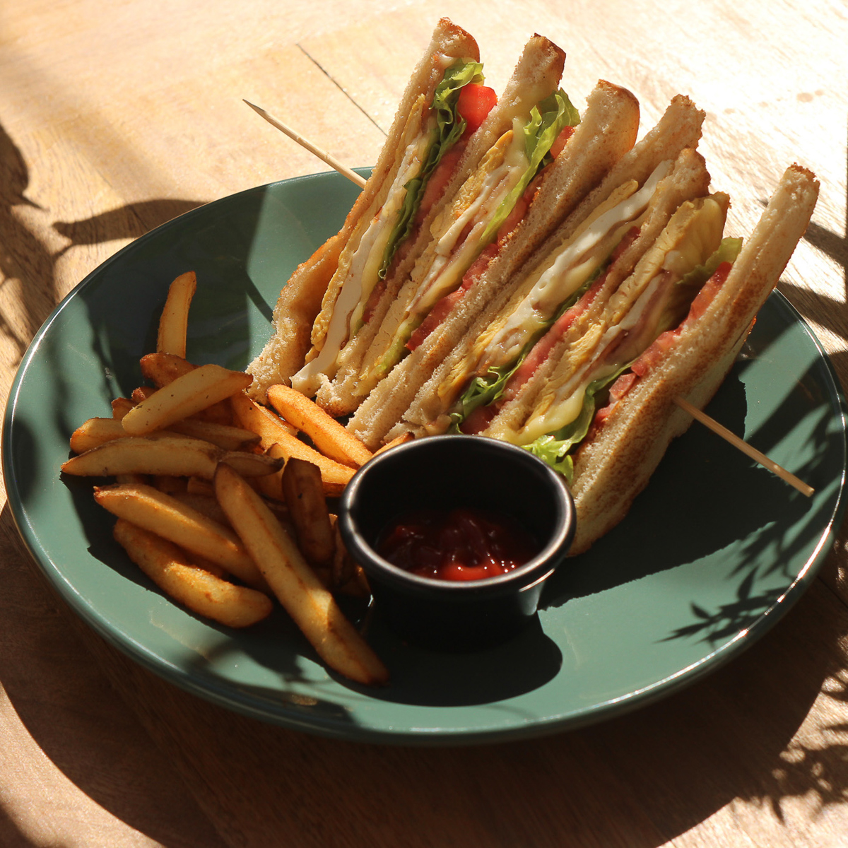 CLUB SANDWICH