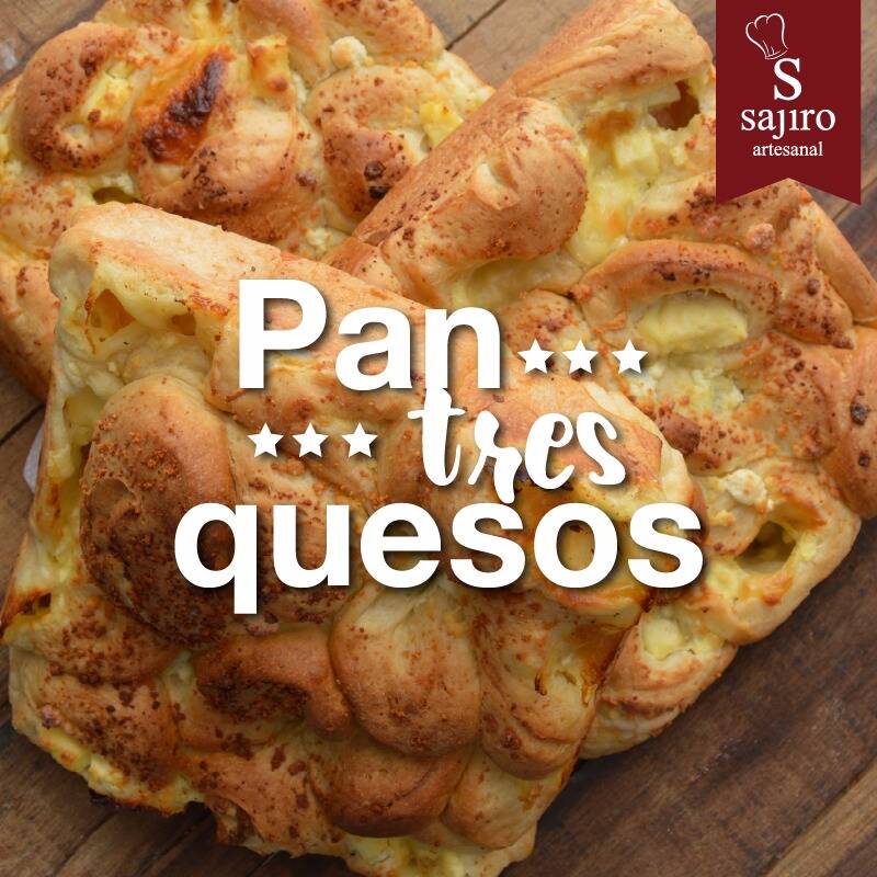 Pan Tres Quesos
