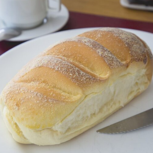 Preparado com farinha de milho que garante sabor suave e levemente adocicado.