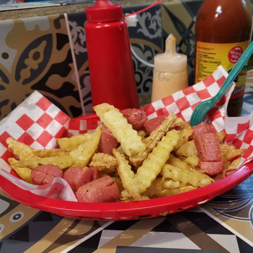 Salchipapas