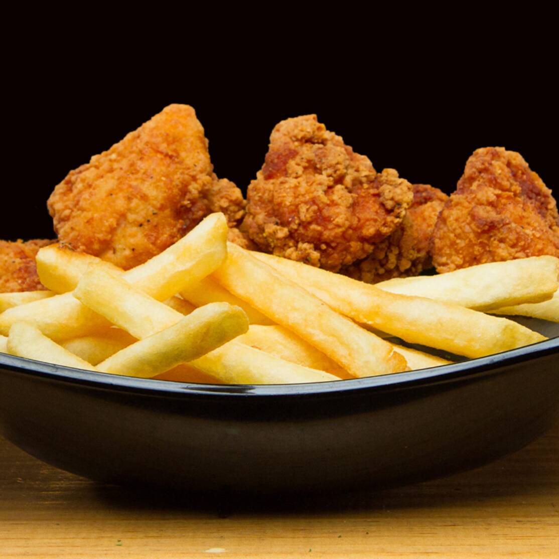 500 g Boneless Naturales más Papas Gratis