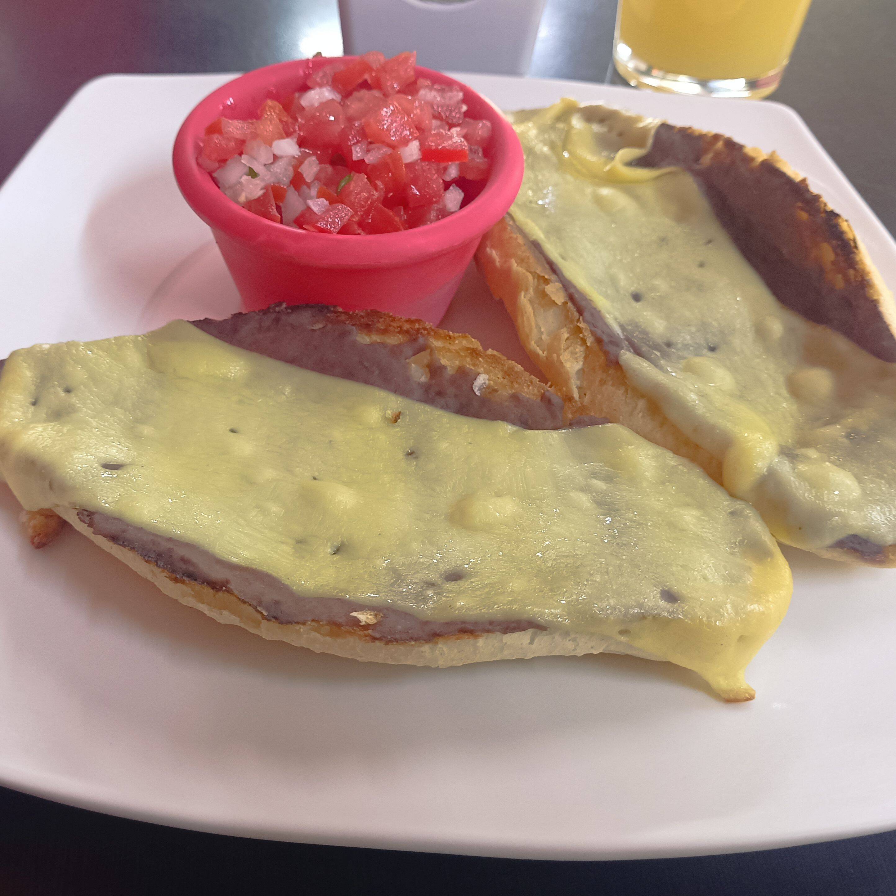 Molletes
