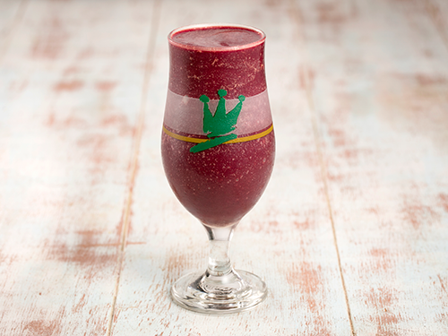Mate Batido com açaí e xarope de Guaraná.