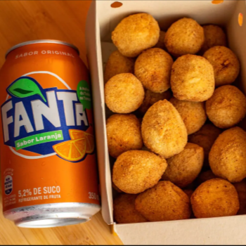 30 Salgados 20g + 10 Churros + Um refrigerante lata