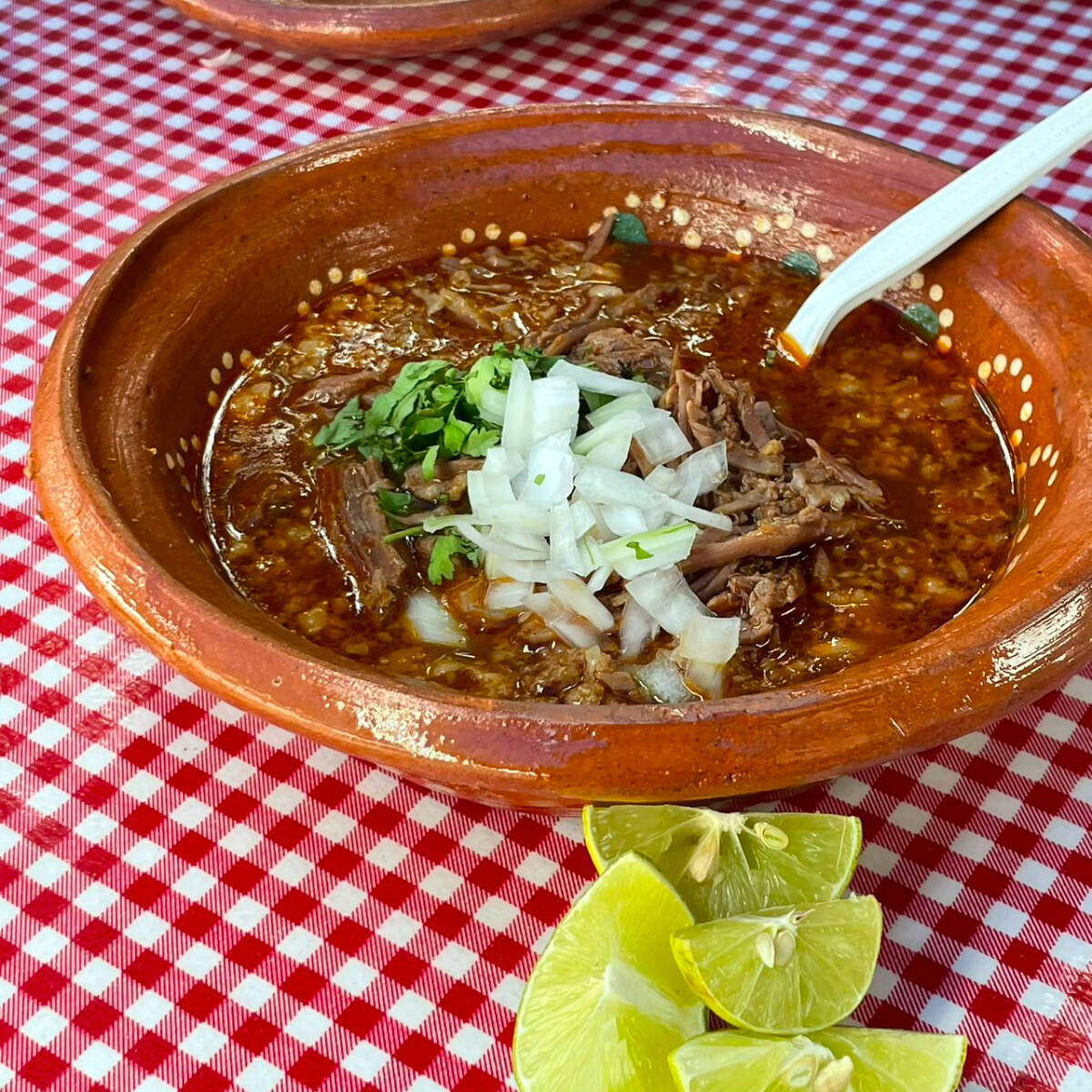 Consome con Carne Grande