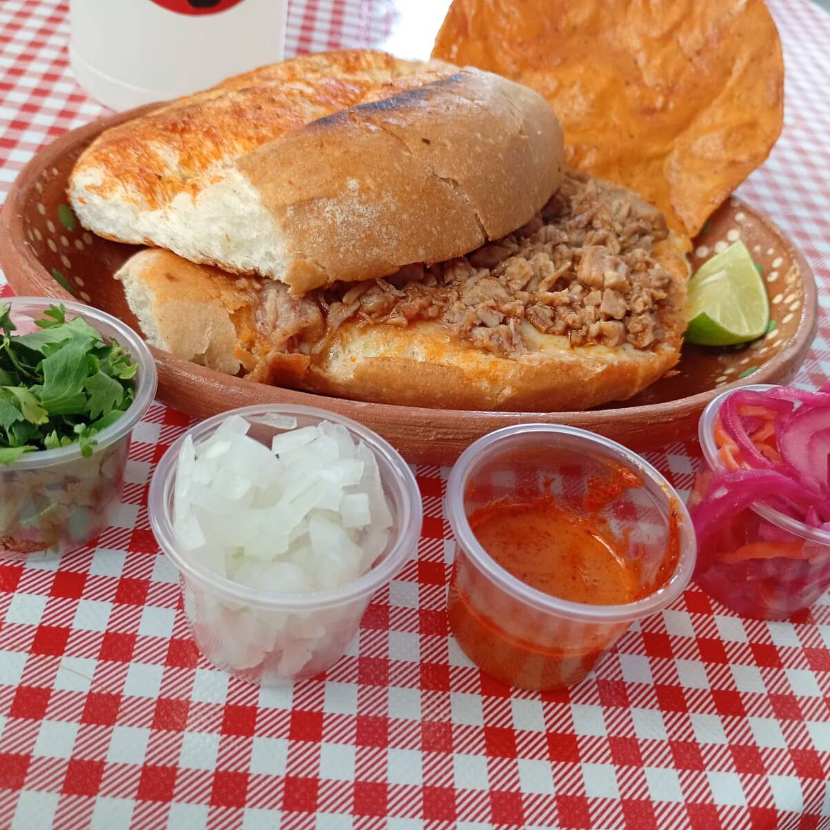 TORTA DE BIRRIA