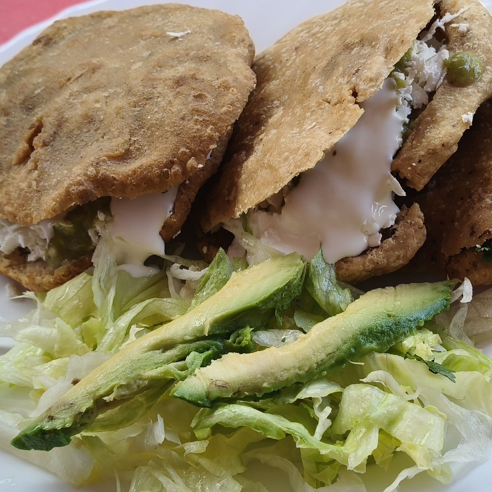 2gorditas de chicharrón