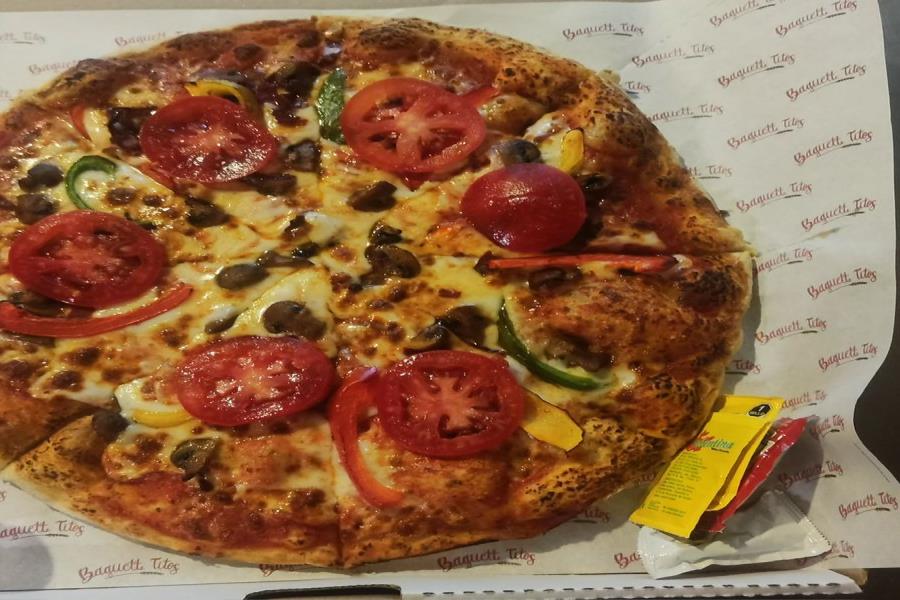PIZZA GRANDE DE JAMÓN SERRANO