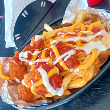 BONELESS CON PAPAS