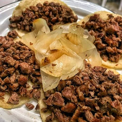 Tacos de Carne Asada en Tortilla de Maíz