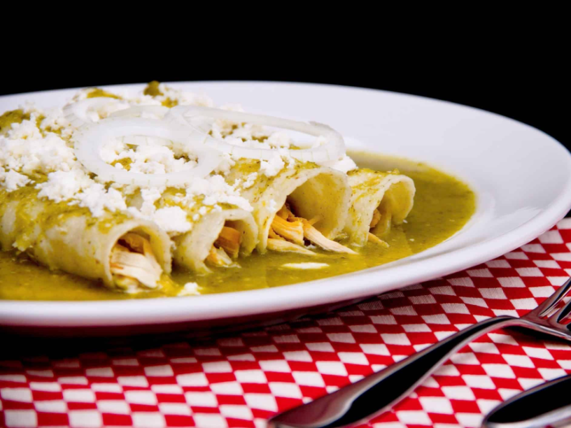 Antojitos Y Algo Más (el primo)