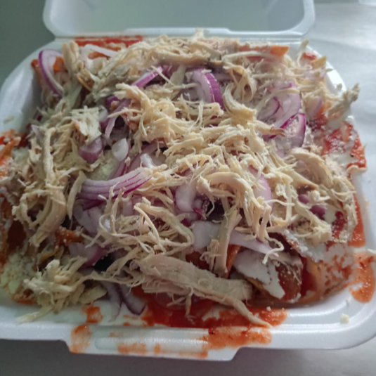 Chilaquiles De Pollo