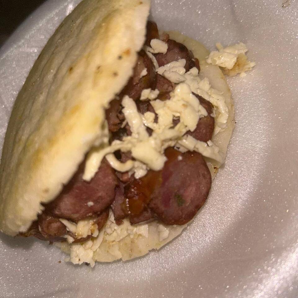 Arepa con Chorizo