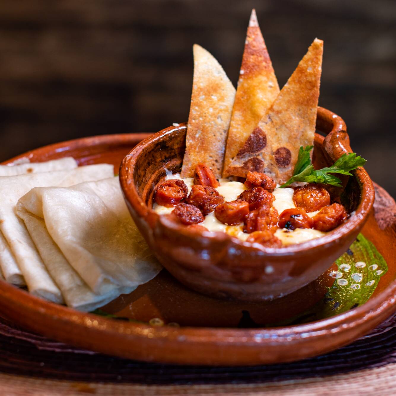 QUESO FUNDIDO CON CHISTORRA