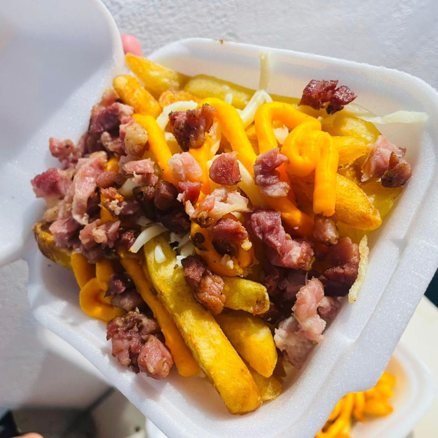 500g Batata Frita Cheddar e Bacon ( peso pre frita)