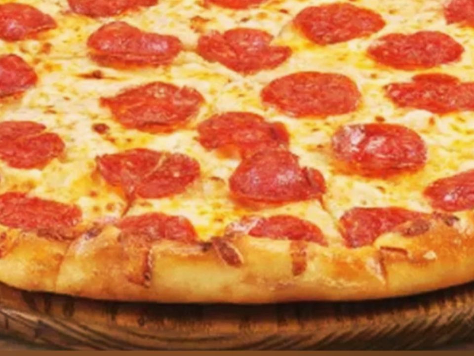 PIZZA MITAD PEPERONI MITAD PIÑA