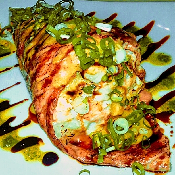 (CAMARÃO EMPANADO, CREAM CHEESE E CEBOLINHA)