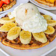 Waffle, Helado y Banano