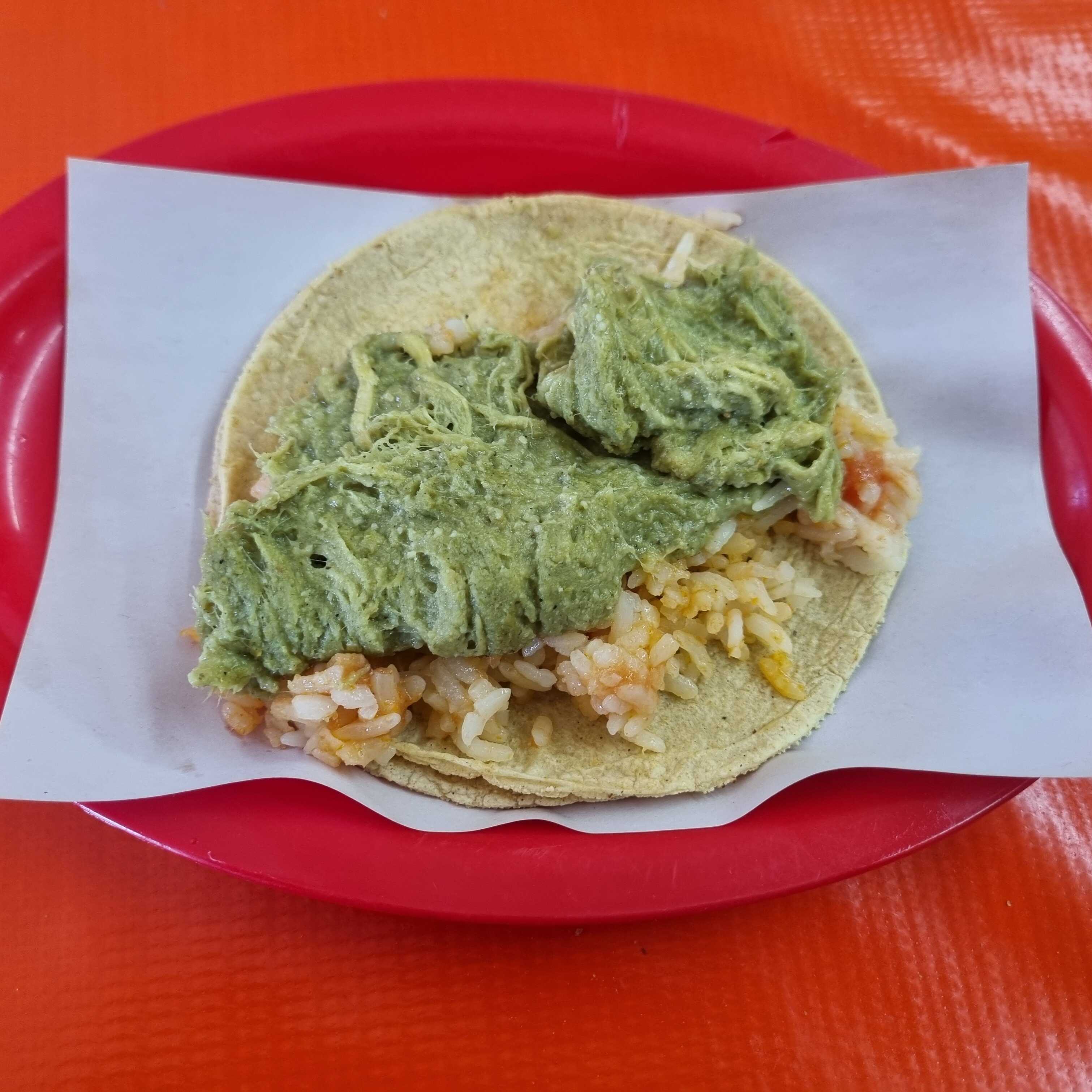 Taco de mole verde