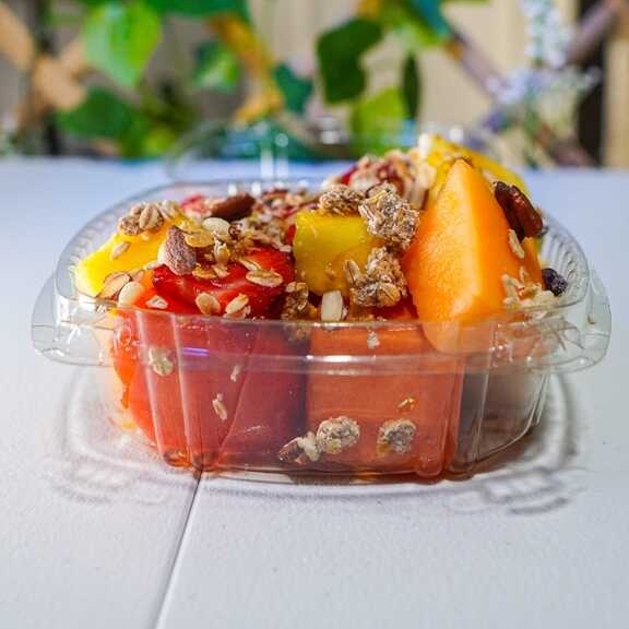 Fruta Con Miel Y Granola