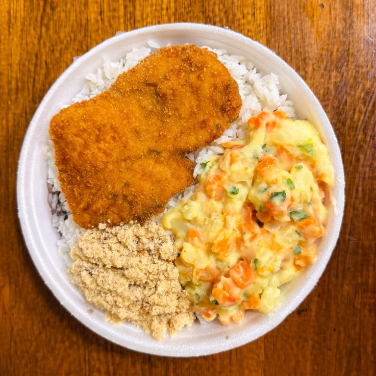 🍽️ QUENTINHA P Acompanha 1 filé, Arroz, Feijão, Maionese e faroda **OBS: QUANDO NÃO HOUVER O COMPLEMENTO, AUTOMATICAMENTE SUBSTITUIREMOS POR OUTRO**